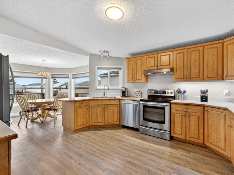 11 Doubletree Way, Strathmore, AB, T1P 1M8 - 12