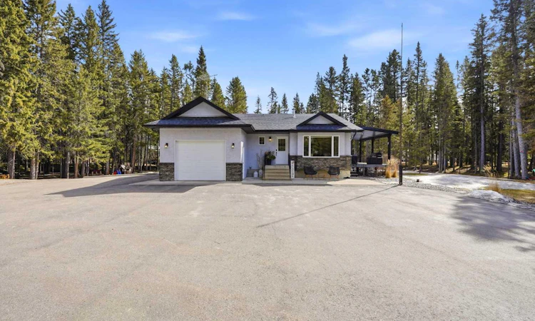 24-32375 Range Road 62