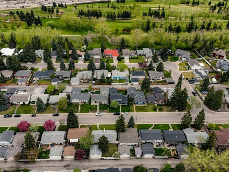 10823 Maplecreek Drive SE, Calgary, AB, T2J 1V4 - 37