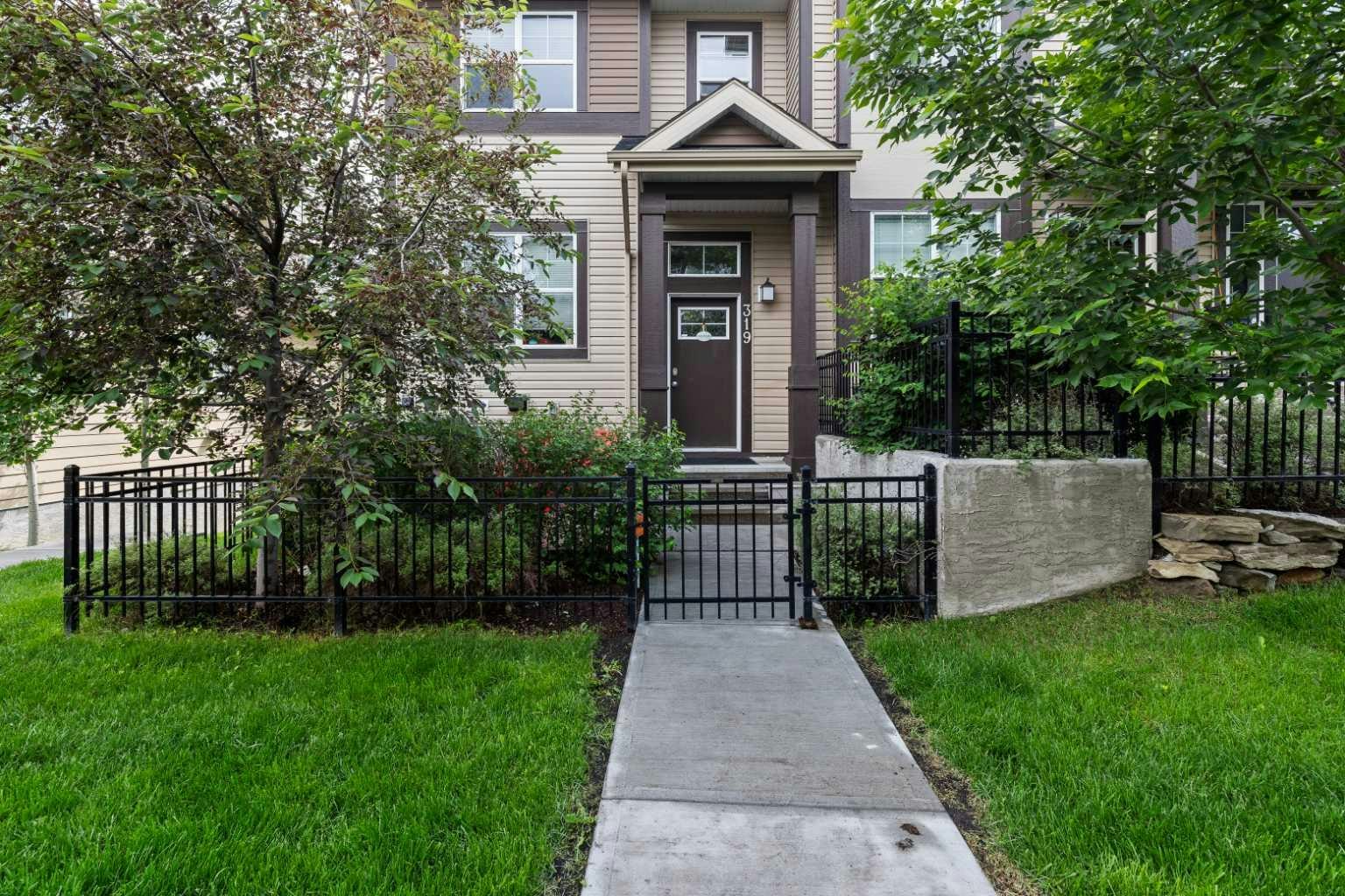 319 Mckenzie Towne Square SE, Calgary, AB, T2Z 1E3