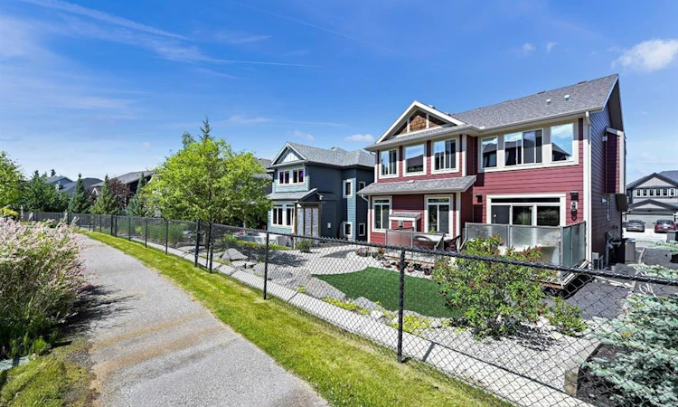 135 Auburn Sound Manor SE