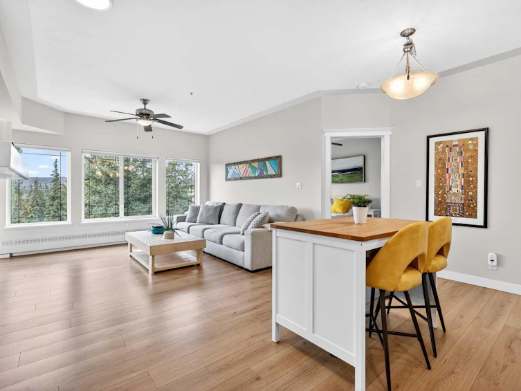 519-10 Discovery Ridge Close SW, Calgary, AB, T3H 5X3 - 11