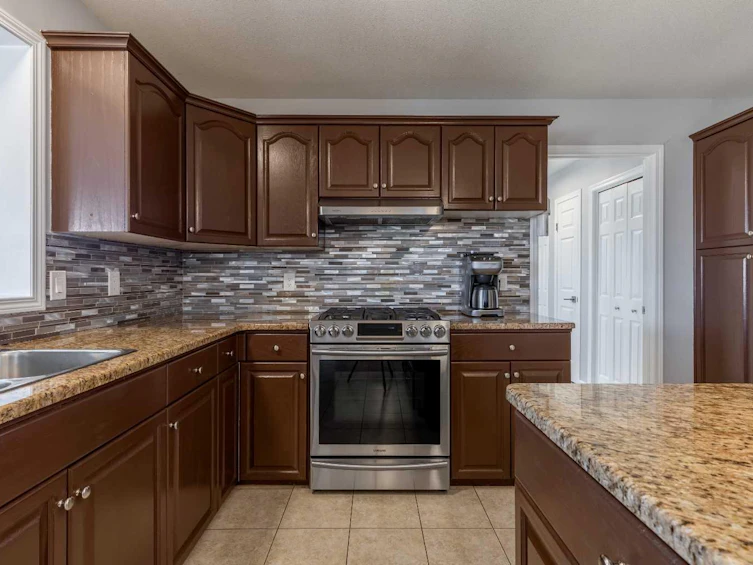 338 Deer Run Place W, Lethbridge, AB, T1J 5R8 - 10