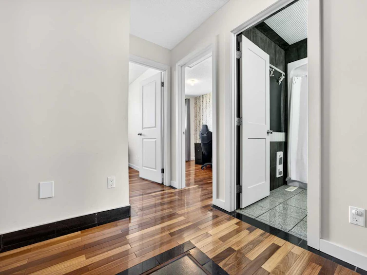 173 Templehill Drive NE, Calgary, AB, T1Y 5K6 - 14