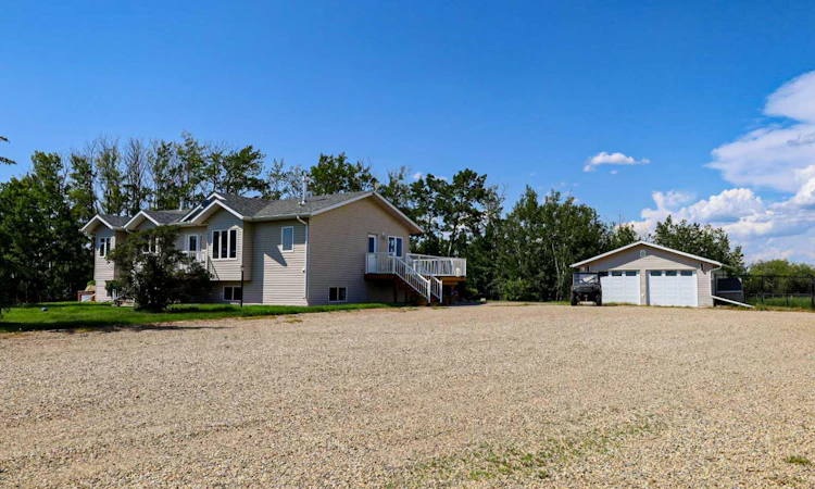 222068 Twp 840