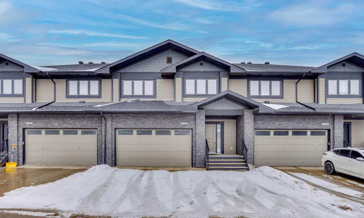 5-208 Sparrow Hawk Drive