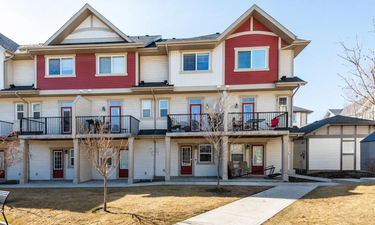 173 New Brighton Point SE