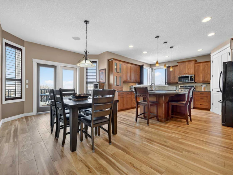 14 Cameron Close, Okotoks, AB, T1S 2E8 - 8