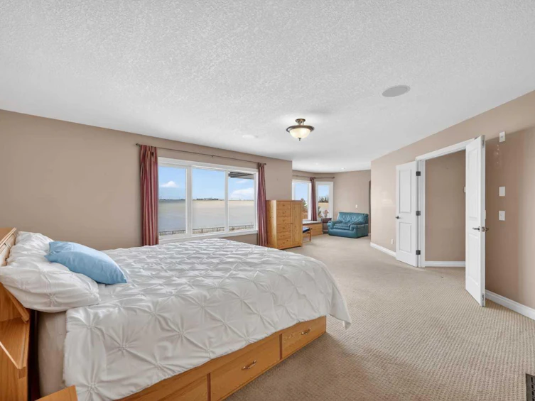 14 Cameron Close, Okotoks, AB, T1S 2E8 - 19