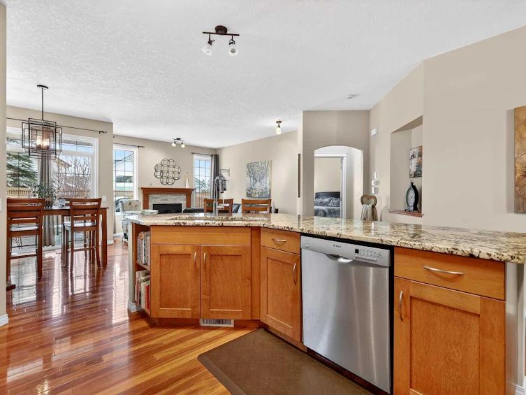 51 Cranleigh Gardens SE, Calgary, AB, T3M 1C7 - 14