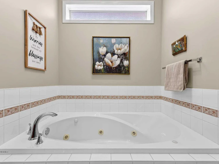 51 Cranleigh Gardens SE, Calgary, AB, T3M 1C7 - 22