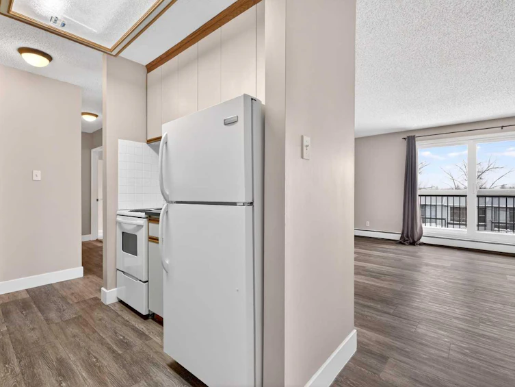 402-635 56 Avenue SW, Calgary, AB, T2V 0G9 - 18