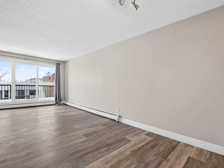 402-635 56 Avenue SW, Calgary, AB, T2V 0G9 - 15