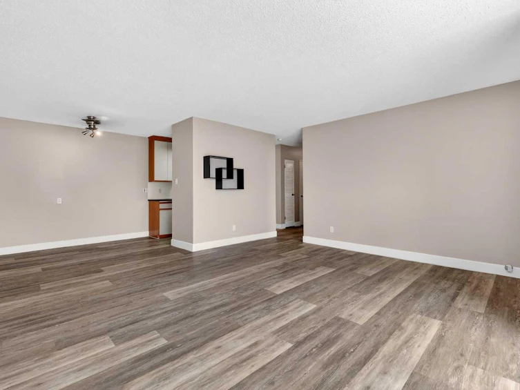 402-635 56 Avenue SW, Calgary, AB, T2V 0G9 - 8