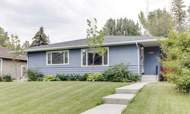1333 Rosehill Drive NW