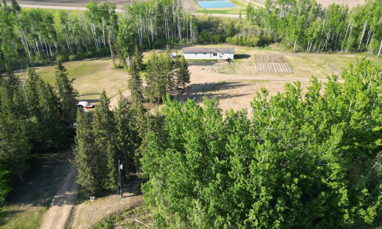 12072 Twp Rd 1072