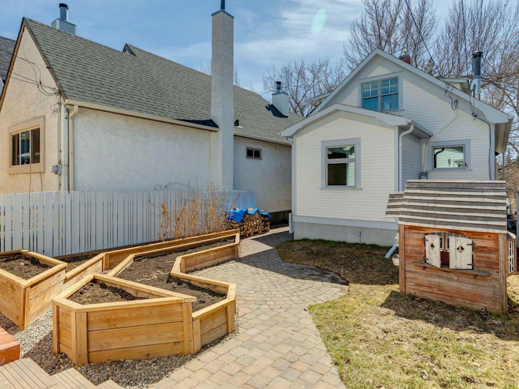 2230 22 Avenue SW, Calgary, AB, T2T 0S7 - 33