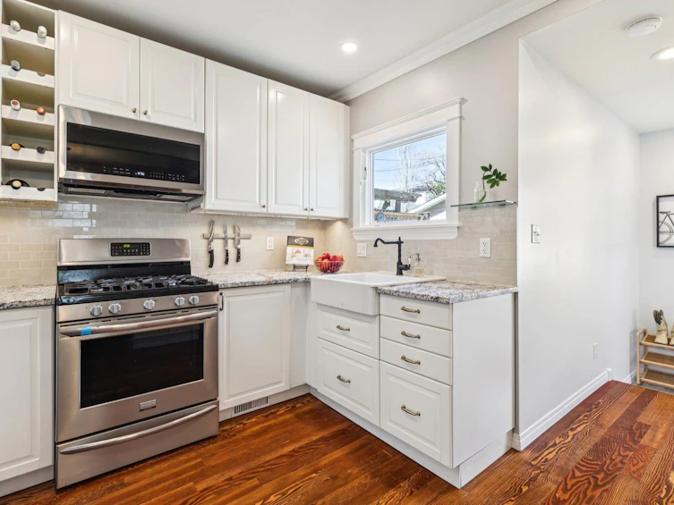 2230 22 Avenue SW, Calgary, AB, T2T 0S7 - 12