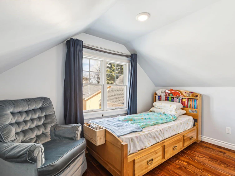 2230 22 Avenue SW, Calgary, AB, T2T 0S7 - 23