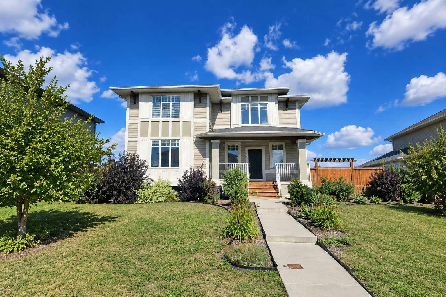 201 Rainbow Falls Glen, Chestermere, AB, T1X 0S6
