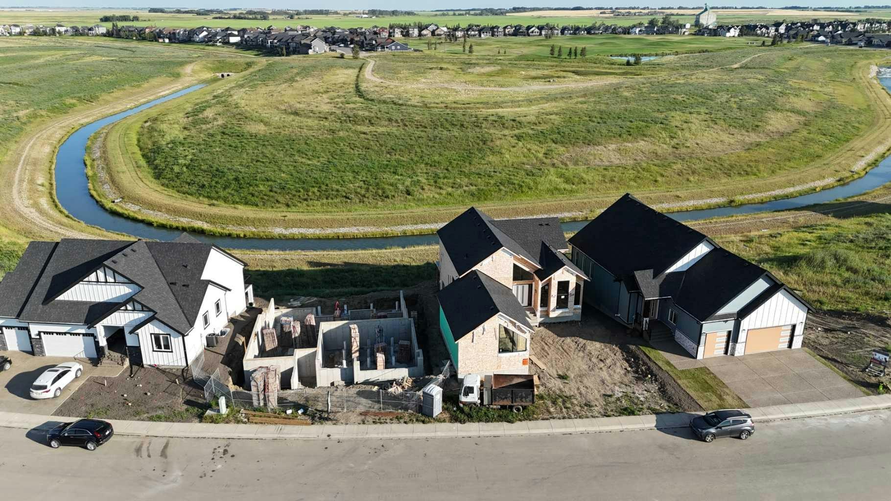 259 Muirfield Crescent, Rural Wheatland County, AB, T0J 1Y1