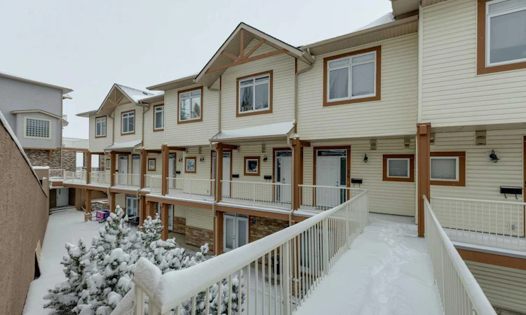 14-133 Rockyledge View NW