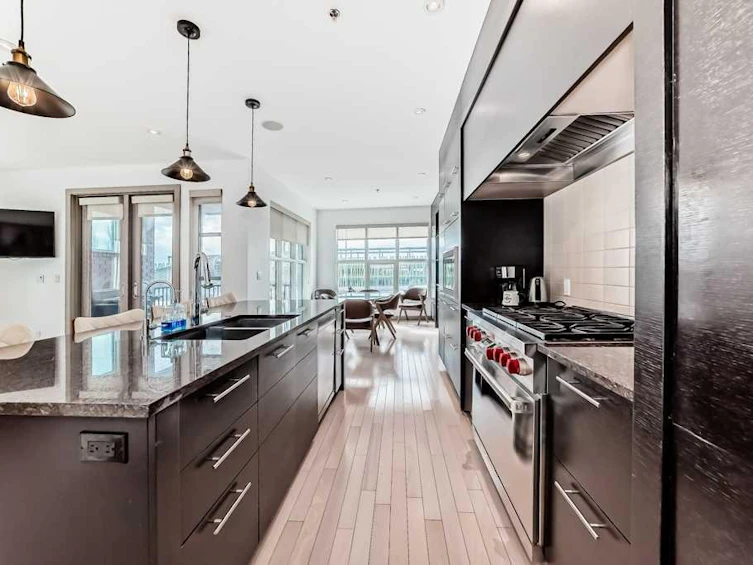 701 Aspen Meadows Hill SW, Calgary, AB, T3H 0G4 - 11