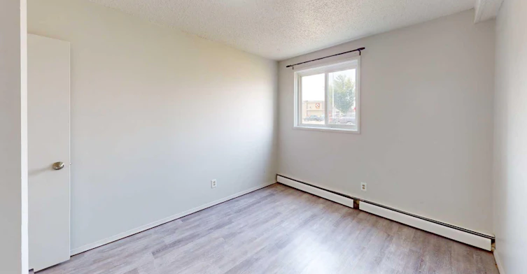 107-9515 100 Avenue, Grande Prairie, AB, T8V 0S8 - 6