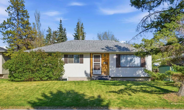 173 Gordon Drive SW