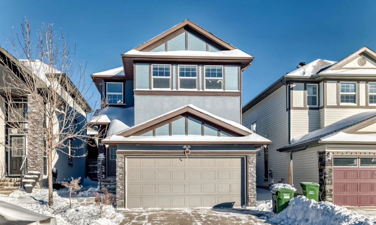 40 Saddlelake Gardens NE
