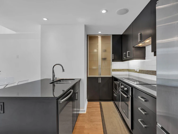 1708-888 4 Avenue SW, Calgary, AB, T2P 0V2 - 12