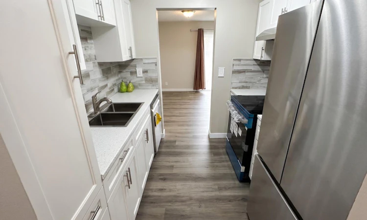 #16-5935 63 Street