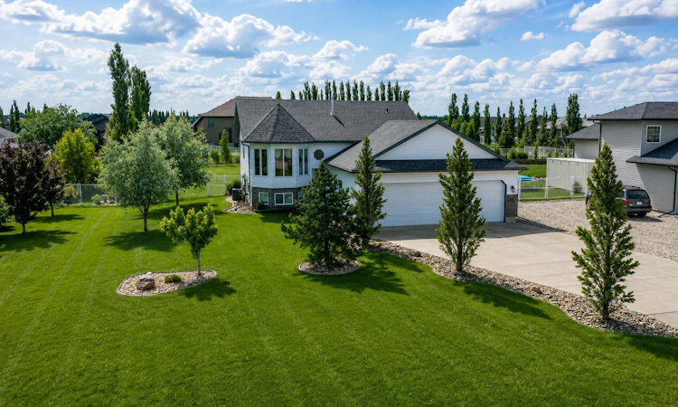 7733 Abbey Lane