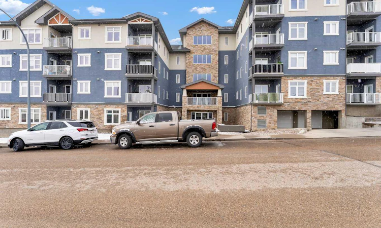 317-19 Terrace View NE