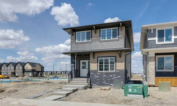 222 Layton Link SE