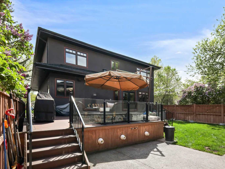 2908 7 Avenue NW, Calgary, AB, T2N 1B2 - 42
