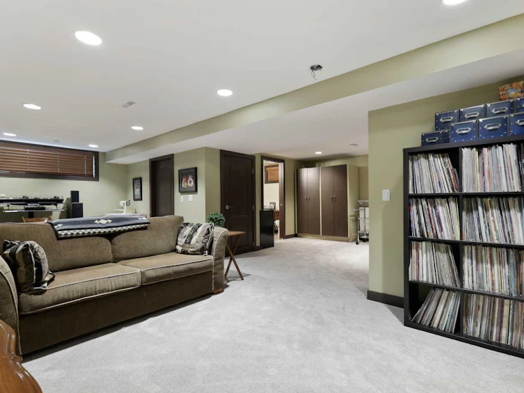 2908 7 Avenue NW, Calgary, AB, T2N 1B2 - 34