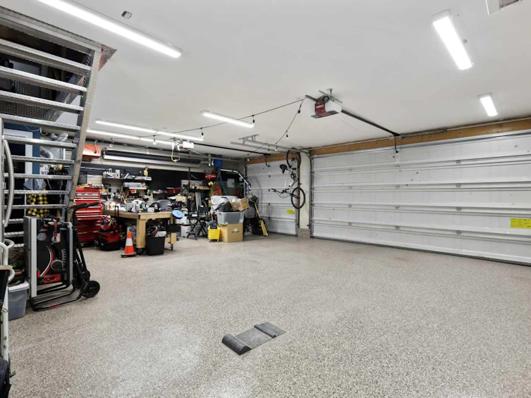 2908 7 Avenue NW, Calgary, AB, T2N 1B2 - 43