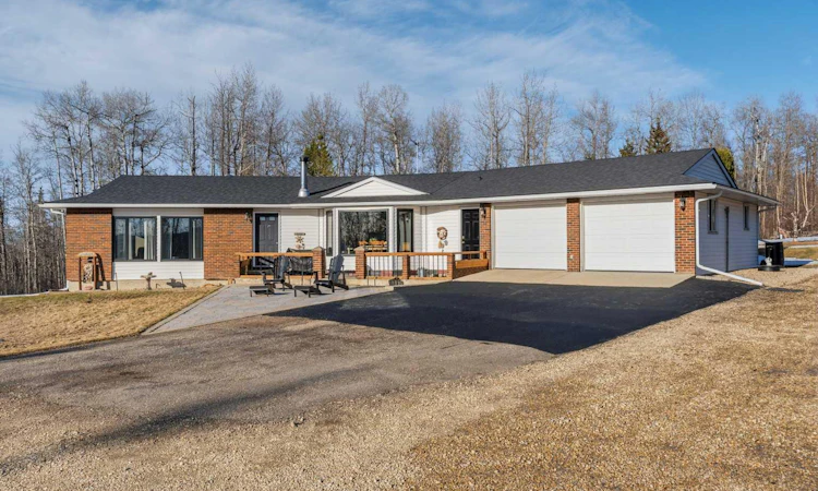114052 Township Road 592b