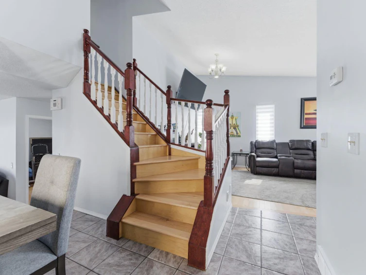 20 Applewood Way SE, Calgary, AB, T2A 7M8 - 14