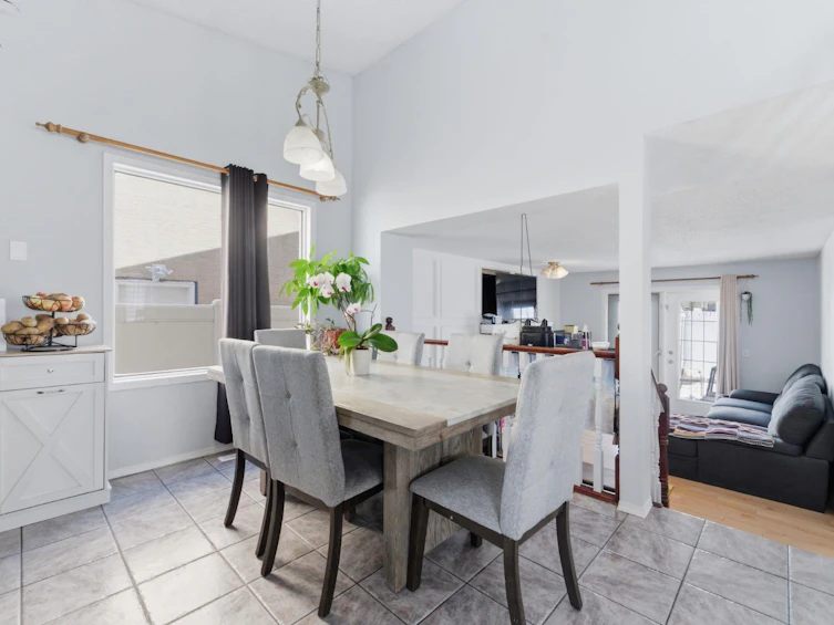 20 Applewood Way SE, Calgary, AB, T2A 7M8 - 6