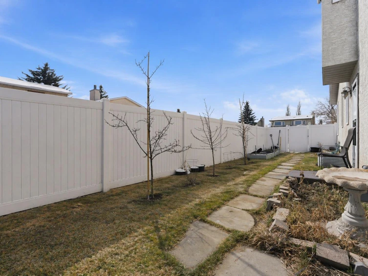 20 Applewood Way SE, Calgary, AB, T2A 7M8 - 27