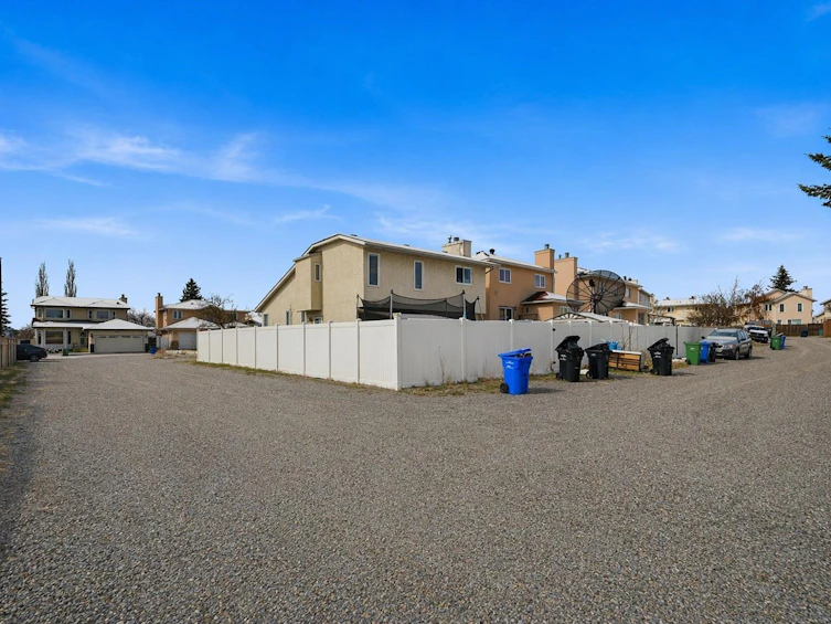 20 Applewood Way SE, Calgary, AB, T2A 7M8 - 28