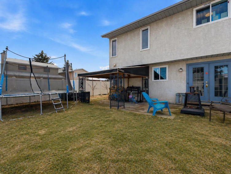 20 Applewood Way SE, Calgary, AB, T2A 7M8 - 26
