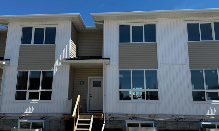 44 Lavelle Close