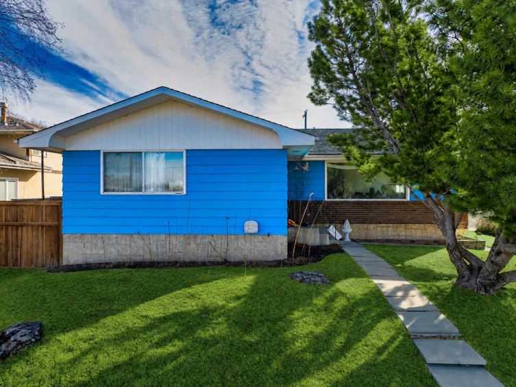 5424 37 Street SW, Calgary, AB, T3E 5M5 - 4