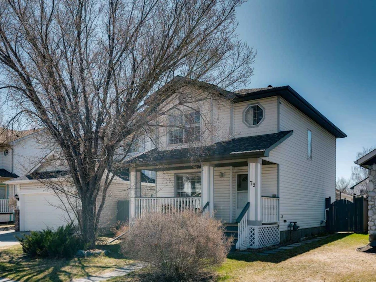 79 Mt Apex Green SE, Calgary, AB, T2Z 2V4
