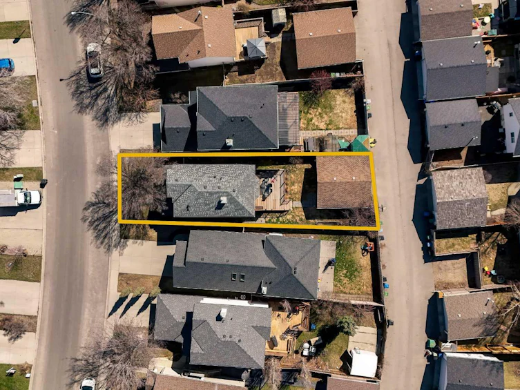 79 Mt Apex Green SE, Calgary, AB, T2Z 2V4 - 35