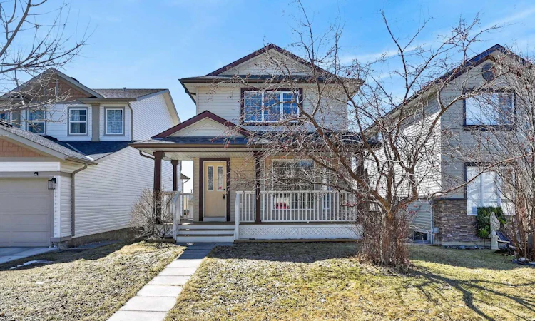 126 Evansmeade Crescent NW