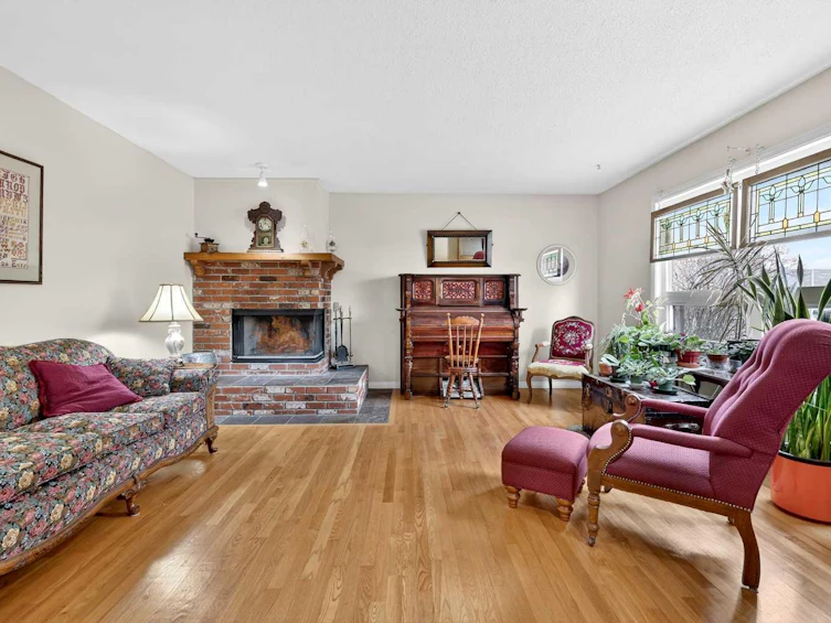 1415 108 Avenue SW, Calgary, AB, T2W 0C6 - 4